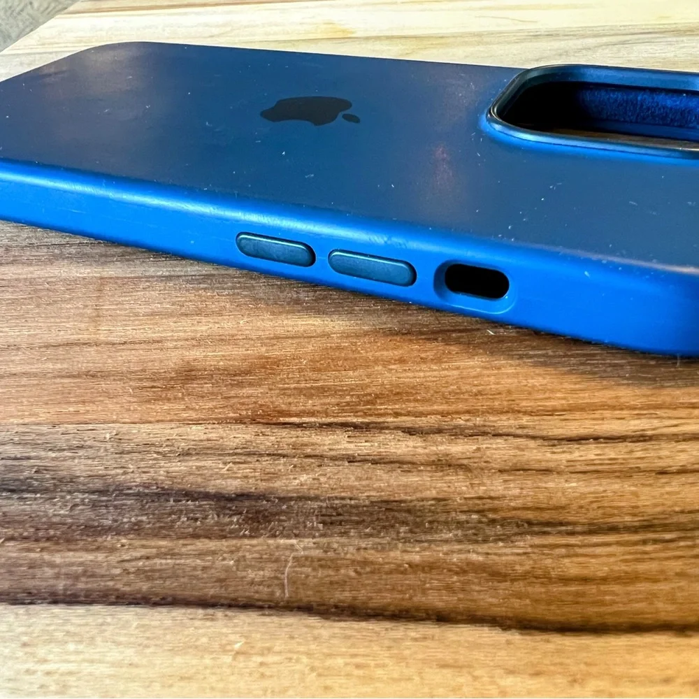 iPhone 12 Pro Silicone MagSafe Case Deep Navy